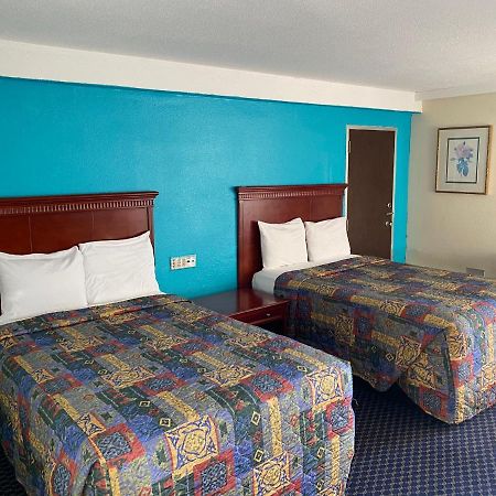Travel Inn Petersburg Extérieur photo