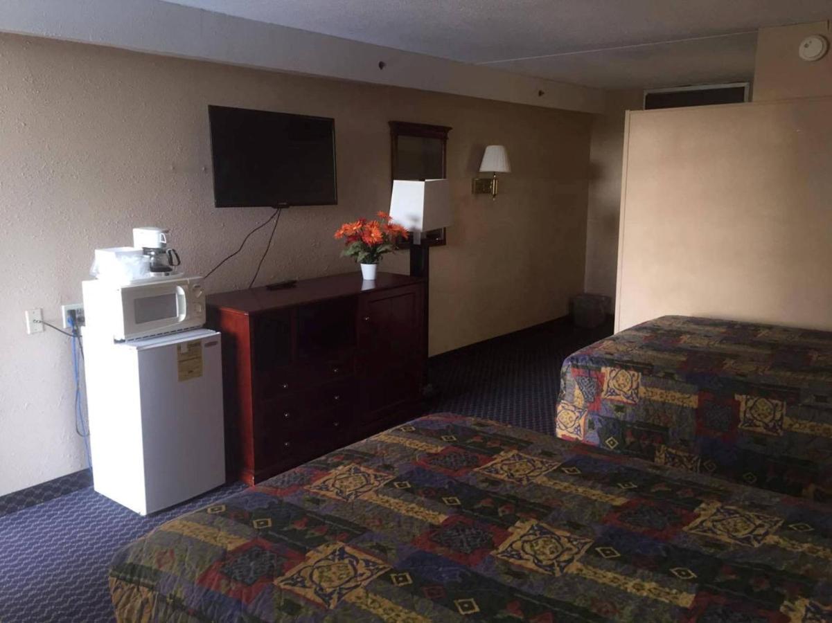 Travel Inn Petersburg Extérieur photo