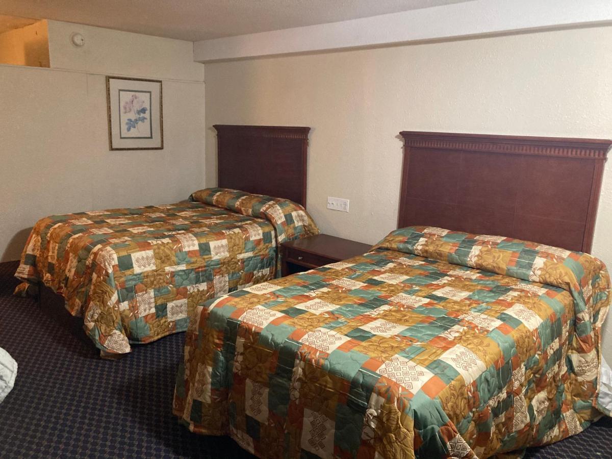 Travel Inn Petersburg Extérieur photo