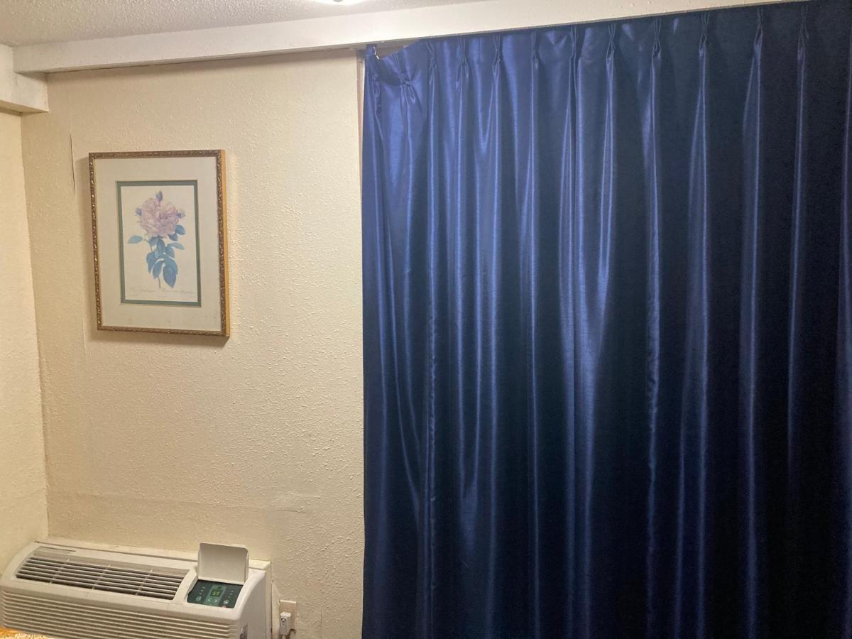 Travel Inn Petersburg Extérieur photo