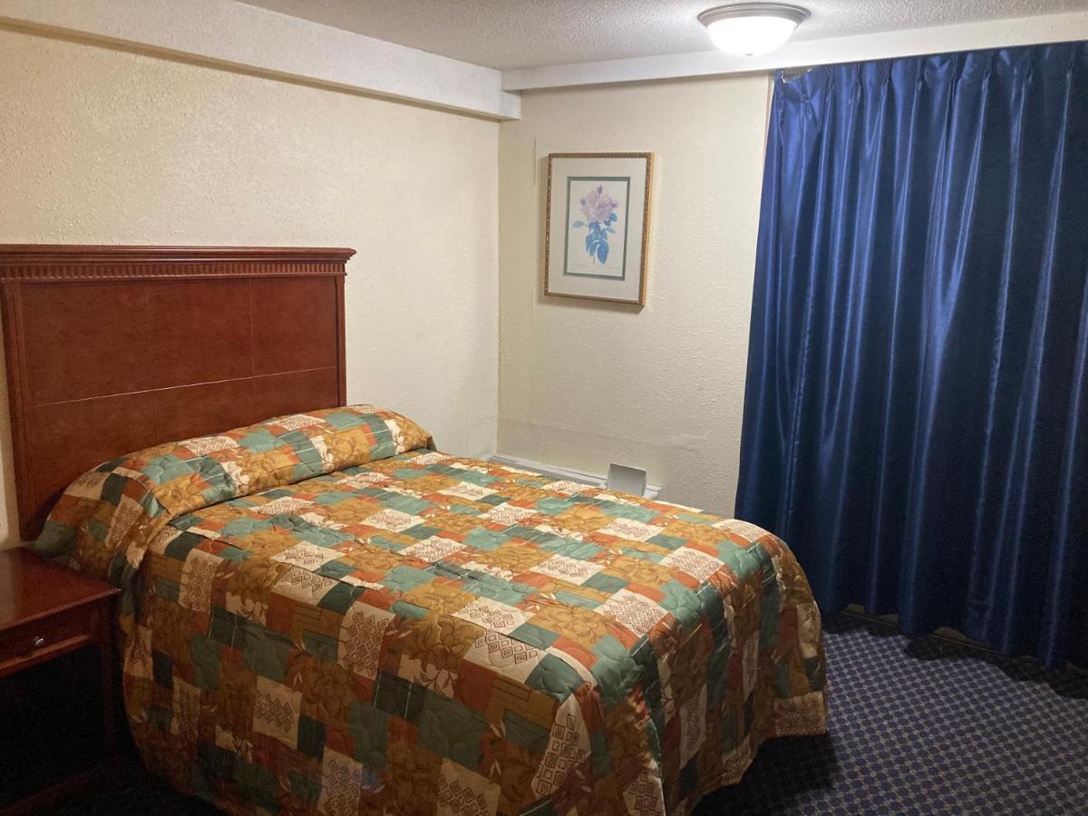 Travel Inn Petersburg Extérieur photo
