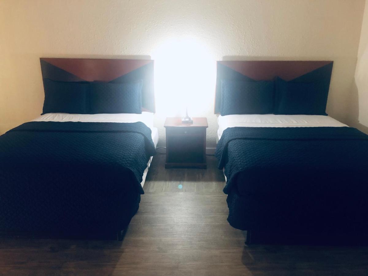 Travel Inn Petersburg Extérieur photo