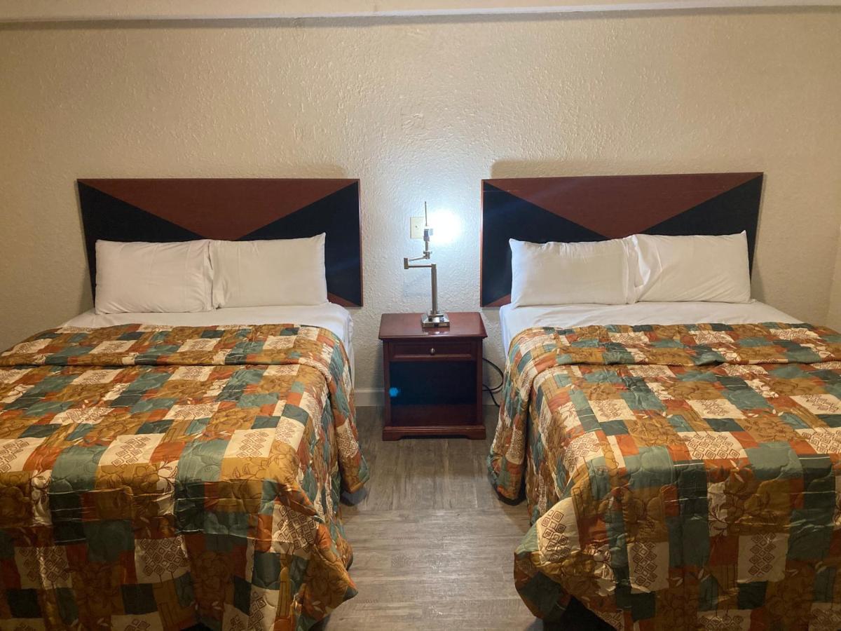 Travel Inn Petersburg Extérieur photo