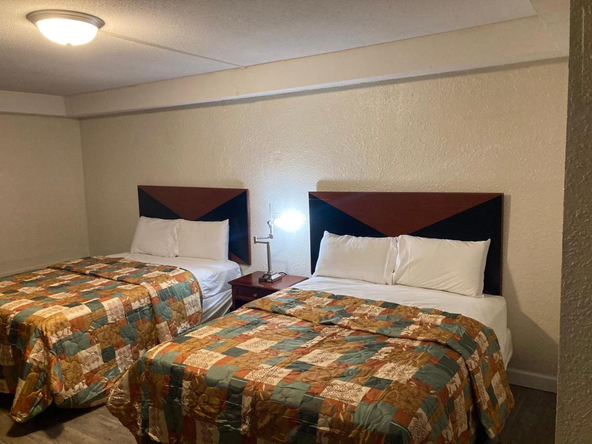 Travel Inn Petersburg Extérieur photo