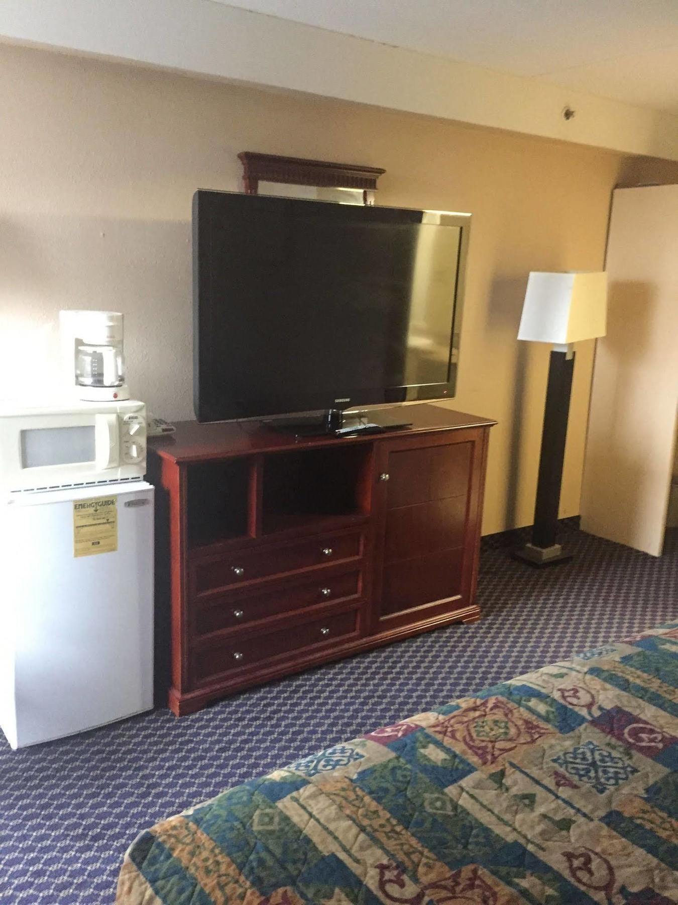 Travel Inn Petersburg Extérieur photo