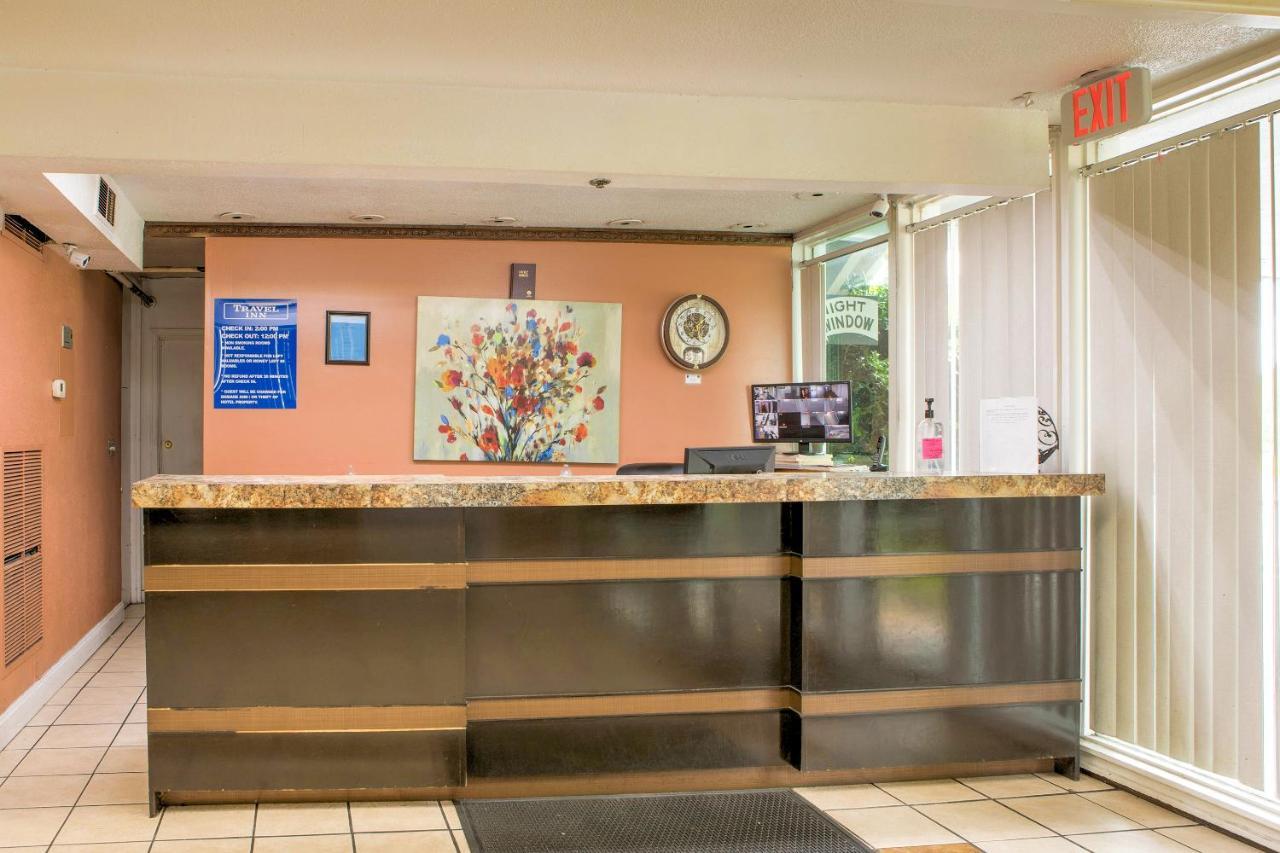 Travel Inn Petersburg Extérieur photo